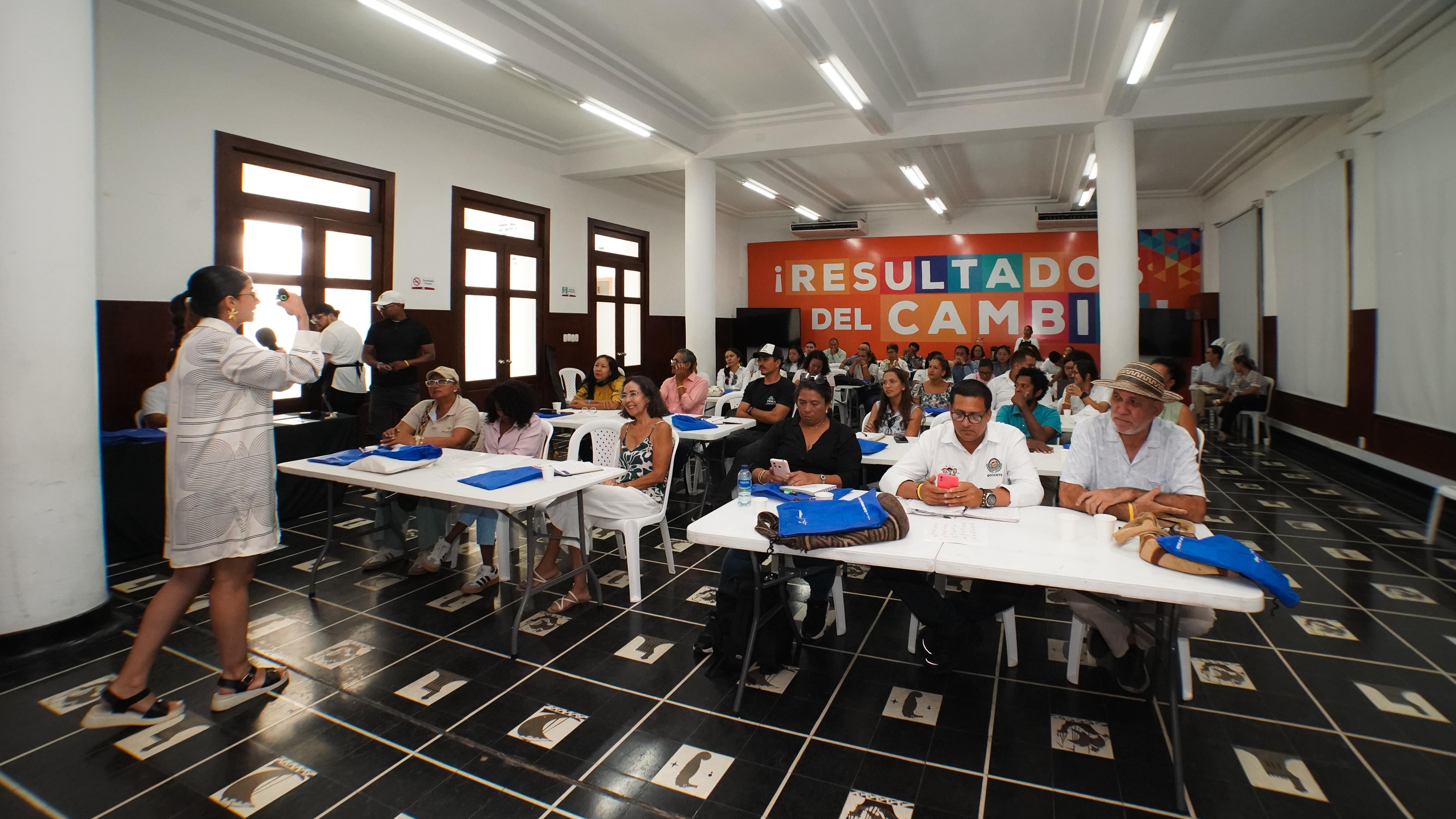 El Ministerio de Comercio, Industria y Turismo, Fontur y el Cidcca lideran estrategia para mejorar la accesibilidad turística en Colombia
