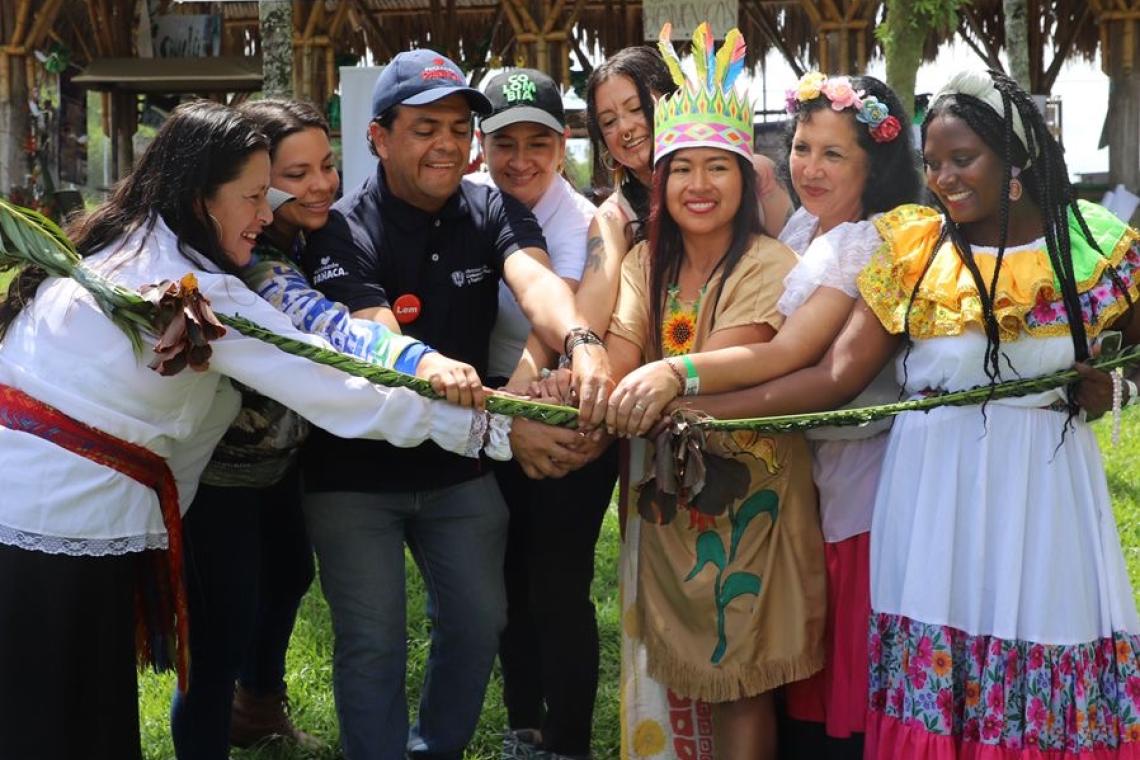 155 estudiantes de 10 departamentos del País de la Belleza se graduaron del Diplomado en Turismo Rural Sostenible