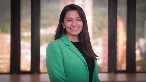 Directora de Seguimiento y Análisis Directora de Seguimiento y Análisis